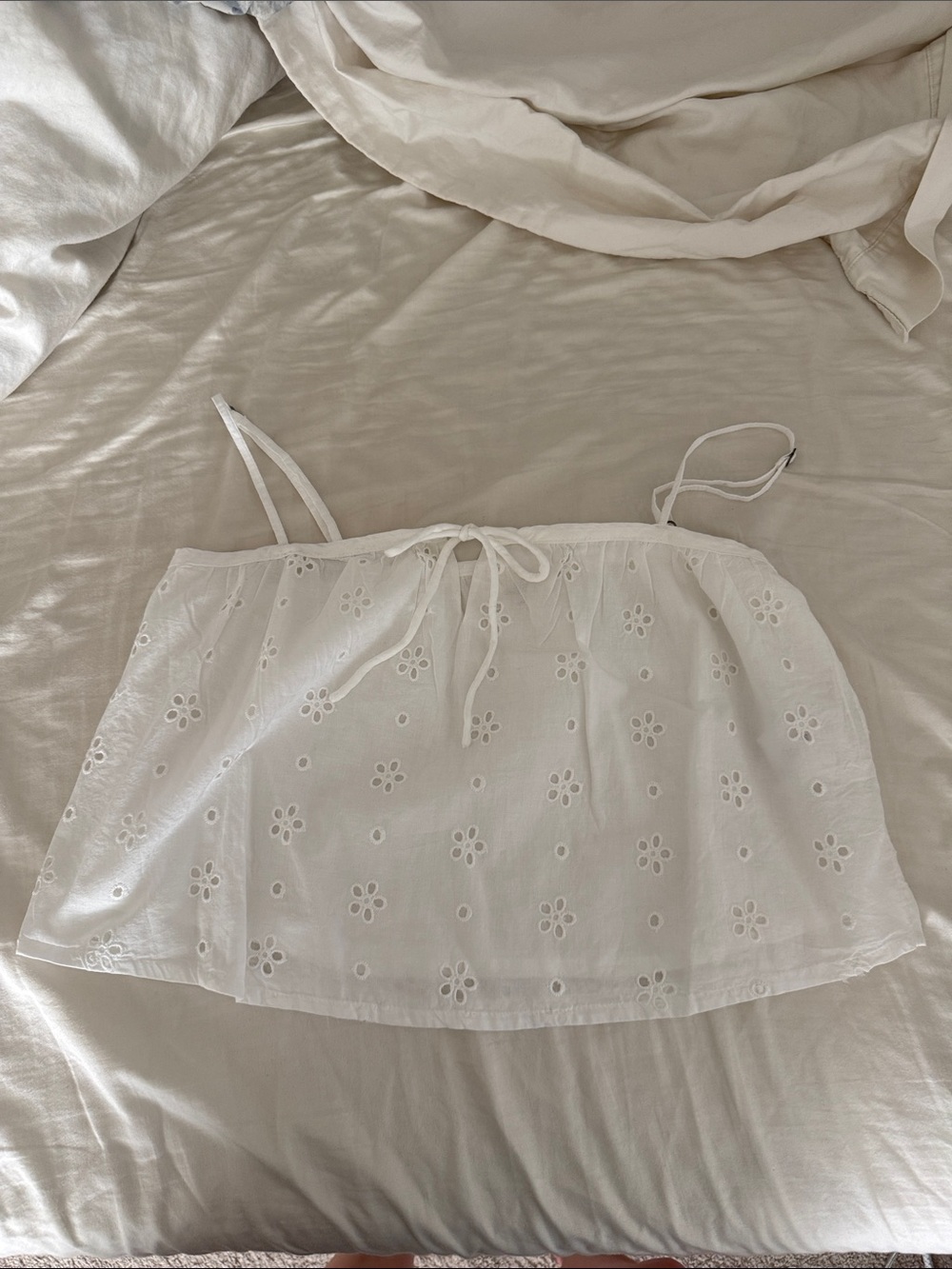 Rip Curl White Eyelet Tie-Front Spaghetti Strap Crop Top